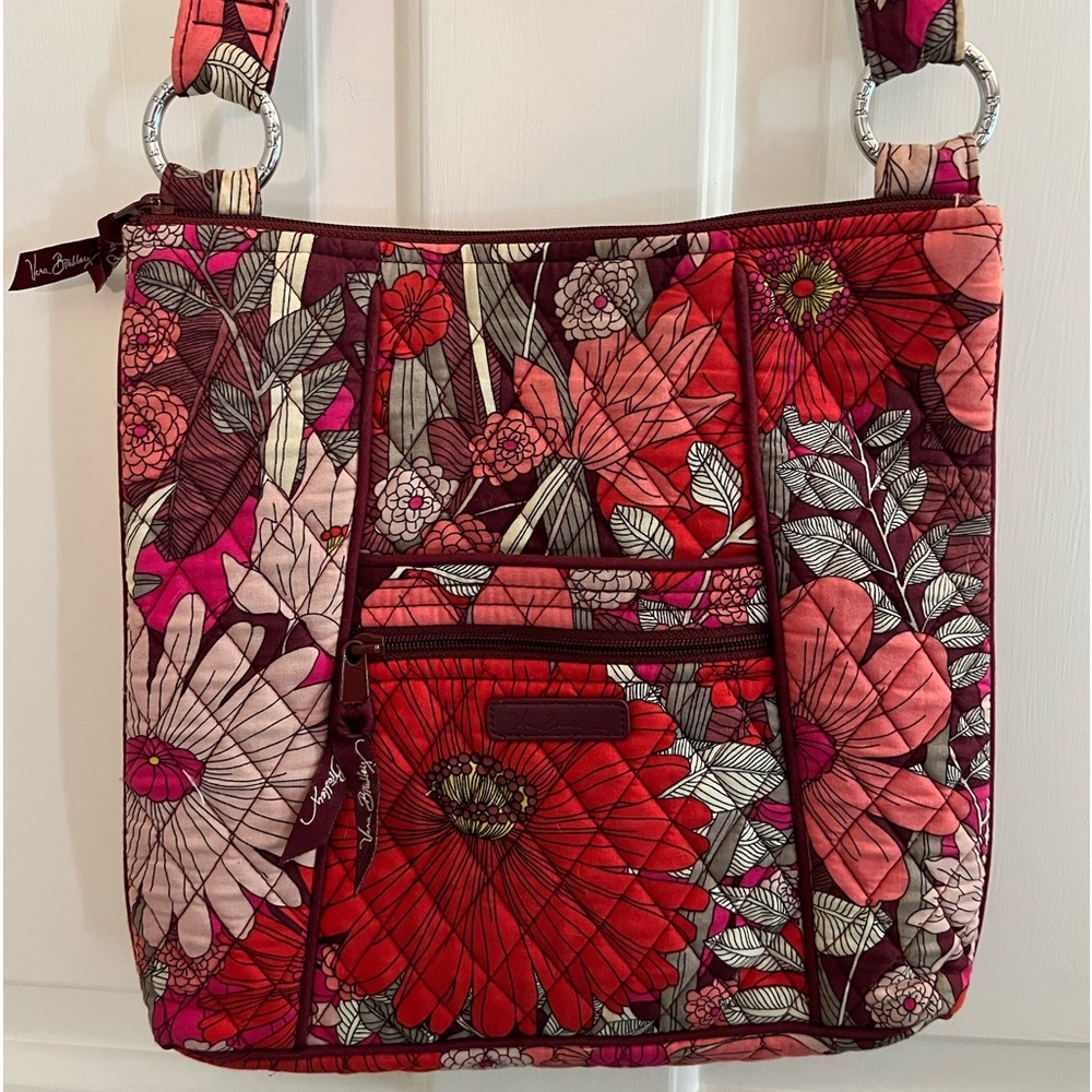 Vera Bradley retired Bohemian Blooms Hipster Crossbody Quilted Purse